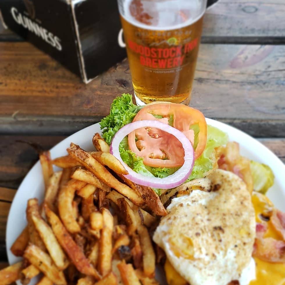 Salt Hill Pub Shanty | restaurant | 1407 New Hampshire Rte 103, Newbury, NH 03255, USA | 6037632667 OR +1 603-763-2667