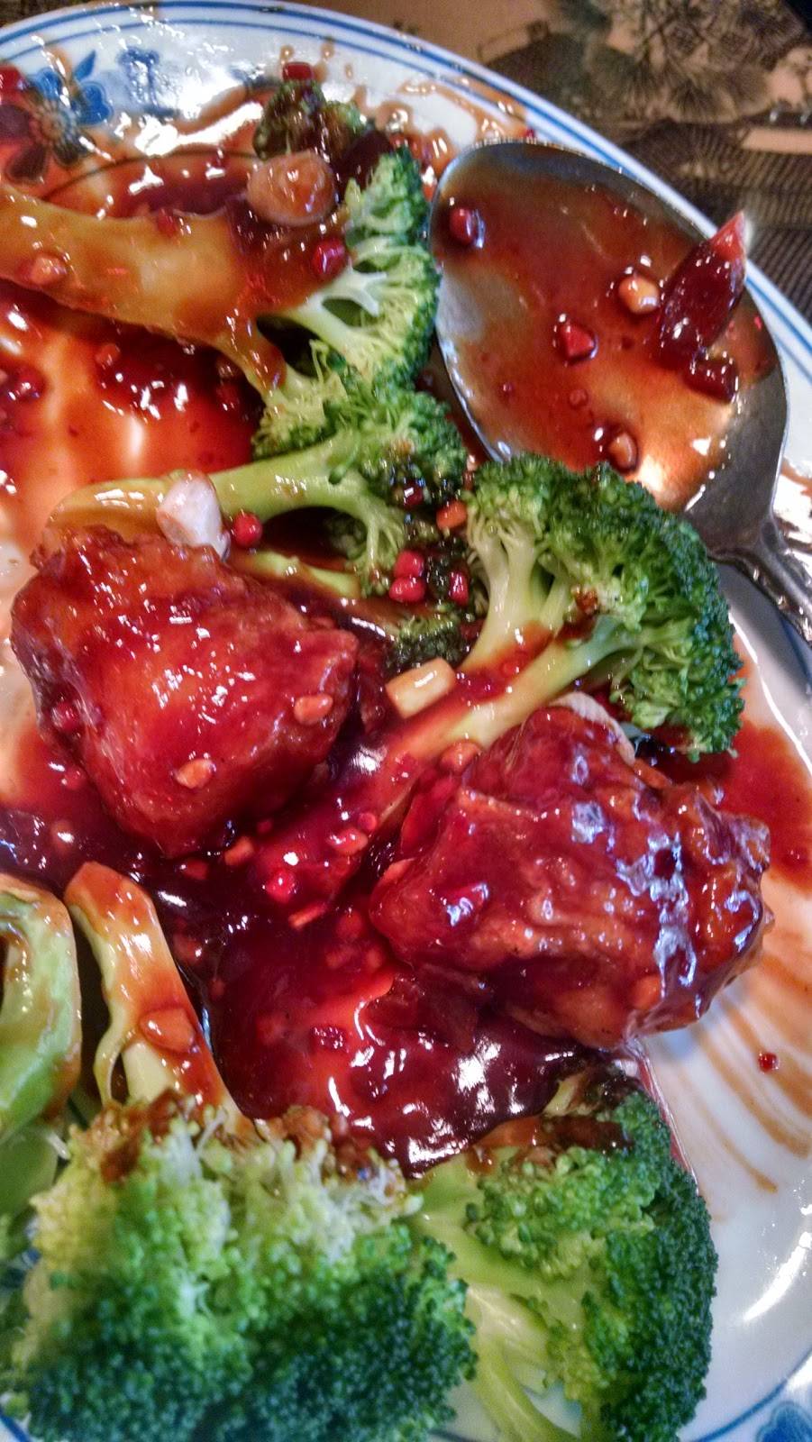 August Moon | restaurant | 405 NW 23rd Ave, Portland, OR 97210, USA | 5032489040 OR +1 503-248-9040