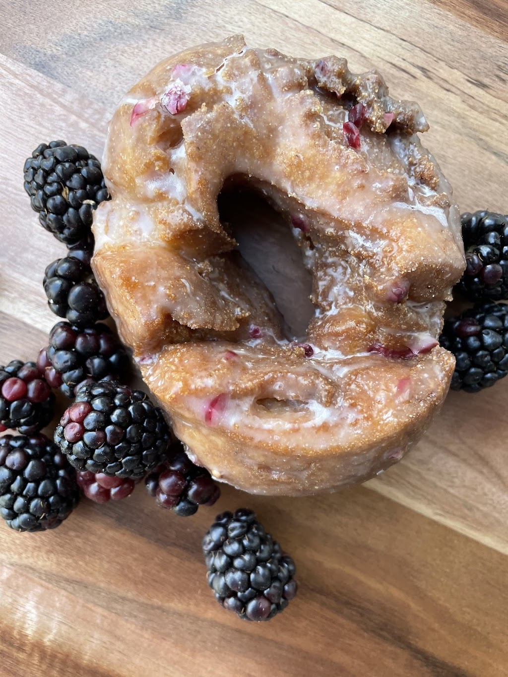 The Donut Theory | restaurant | 333 W Depot Ave, Knoxville, TN 37917, USA | 2565533266 OR +1 256-553-3266