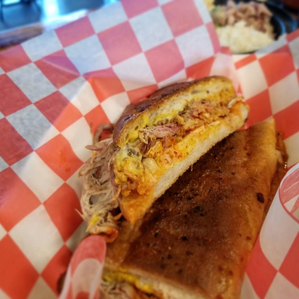 Odd BBQ | restaurant | 4520 Daly Dr #102, Chantilly, VA 20151, USA | 2026773829 OR +1 202-677-3829