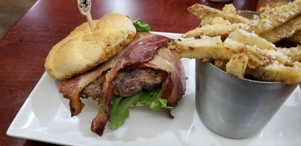 Bird Creek Burger Co. | restaurant | 6 S Main St, Temple, TX 76501, USA | 2545983158 OR +1 254-598-3158