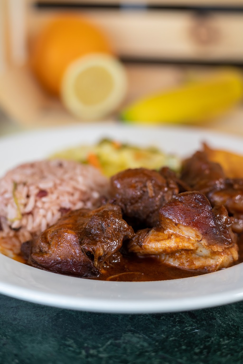 Valencias Caribbean Fusion Restaurant | restaurant | 5801 Margate Blvd, Margate, FL 33063, USA | 9546532165 OR +1 954-653-2165