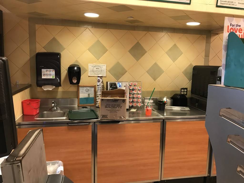 Subway | meal takeaway | 2425 Golden Hills Road Suite 102, Paso Robles, CA 93446, USA | 8052377560 OR +1 805-237-7560