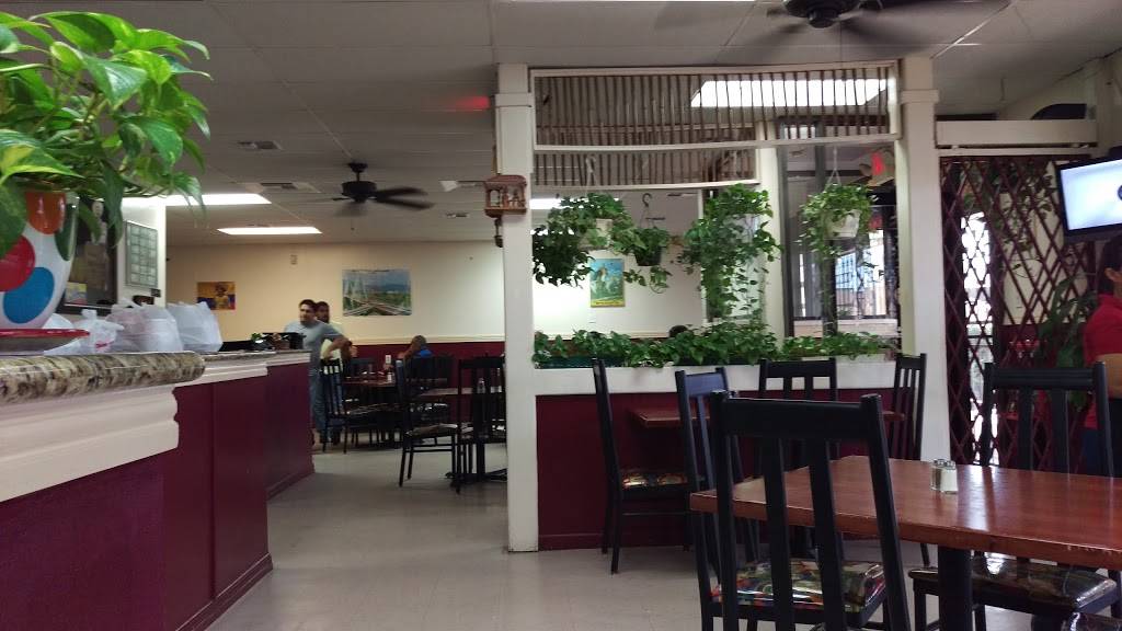 La Fogata Restaurant | restaurant | 11630 Southwest Fwy, Houston, TX 77031, USA | 2815758736 OR +1 281-575-8736