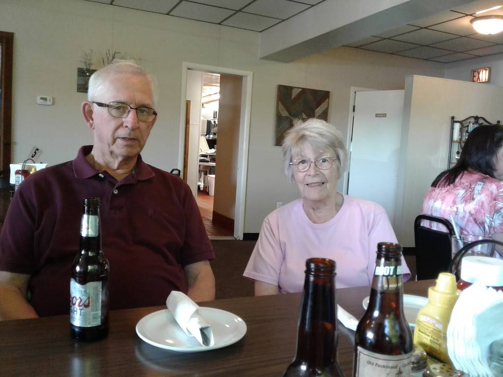 The Grove | restaurant | N4494 WI-42, Kewaunee, WI 54216, USA | 9203048045 OR +1 920-304-8045