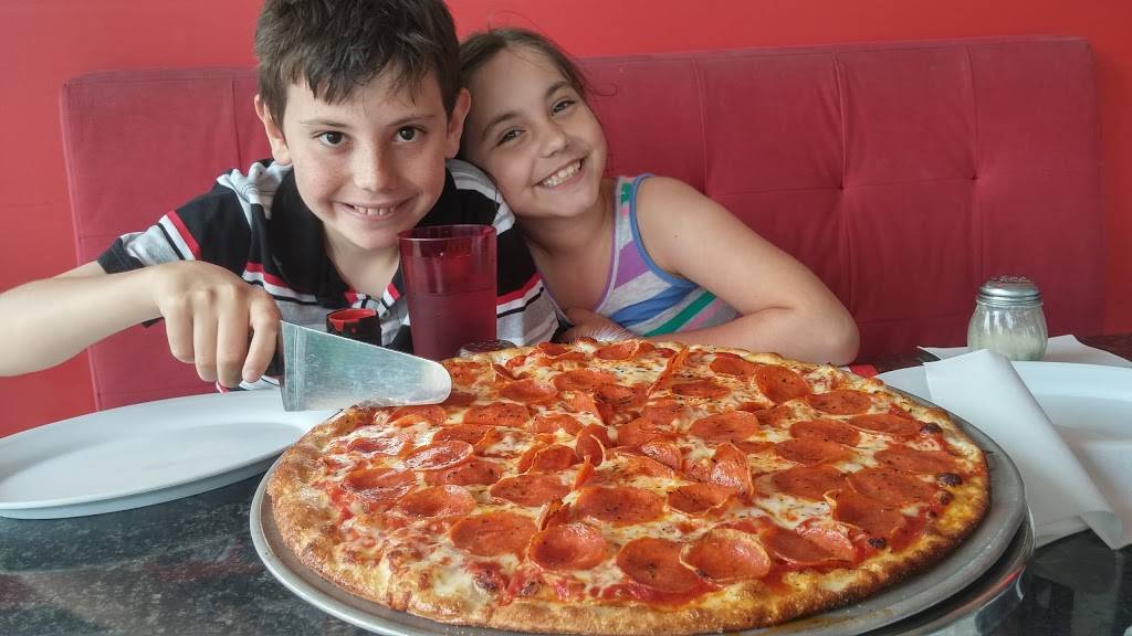 MIA PIZZA | restaurant | 2440 Sand Mine Rd, Davenport, FL 33897, USA | 8634203336 OR +1 863-420-3336