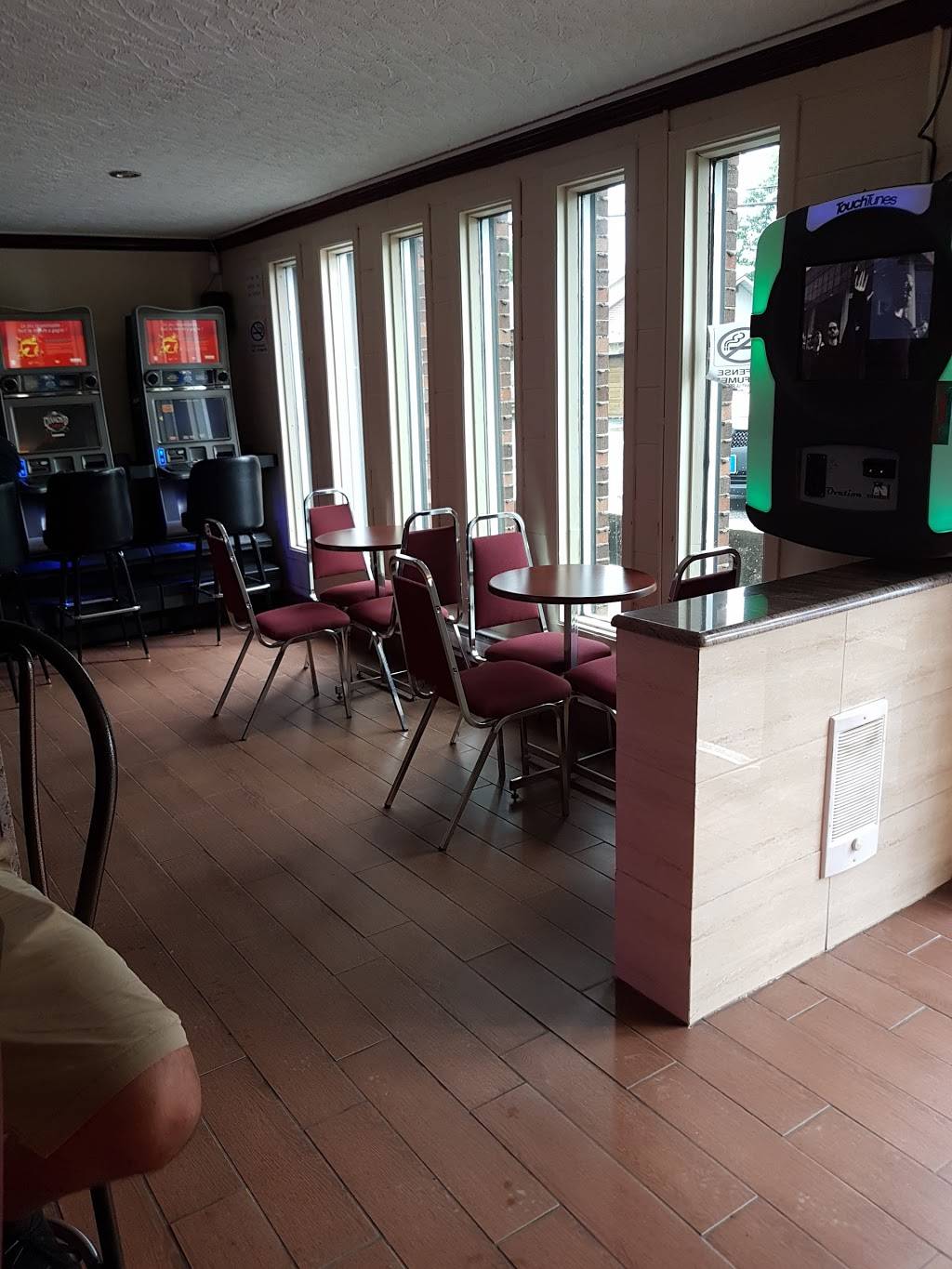 Bar Le cozzy | restaurant | 2641 Chemin Saint-Charles, Terrebonne, QC J6W 5Y1, Canada | 4504920615 OR +1 450-492-0615