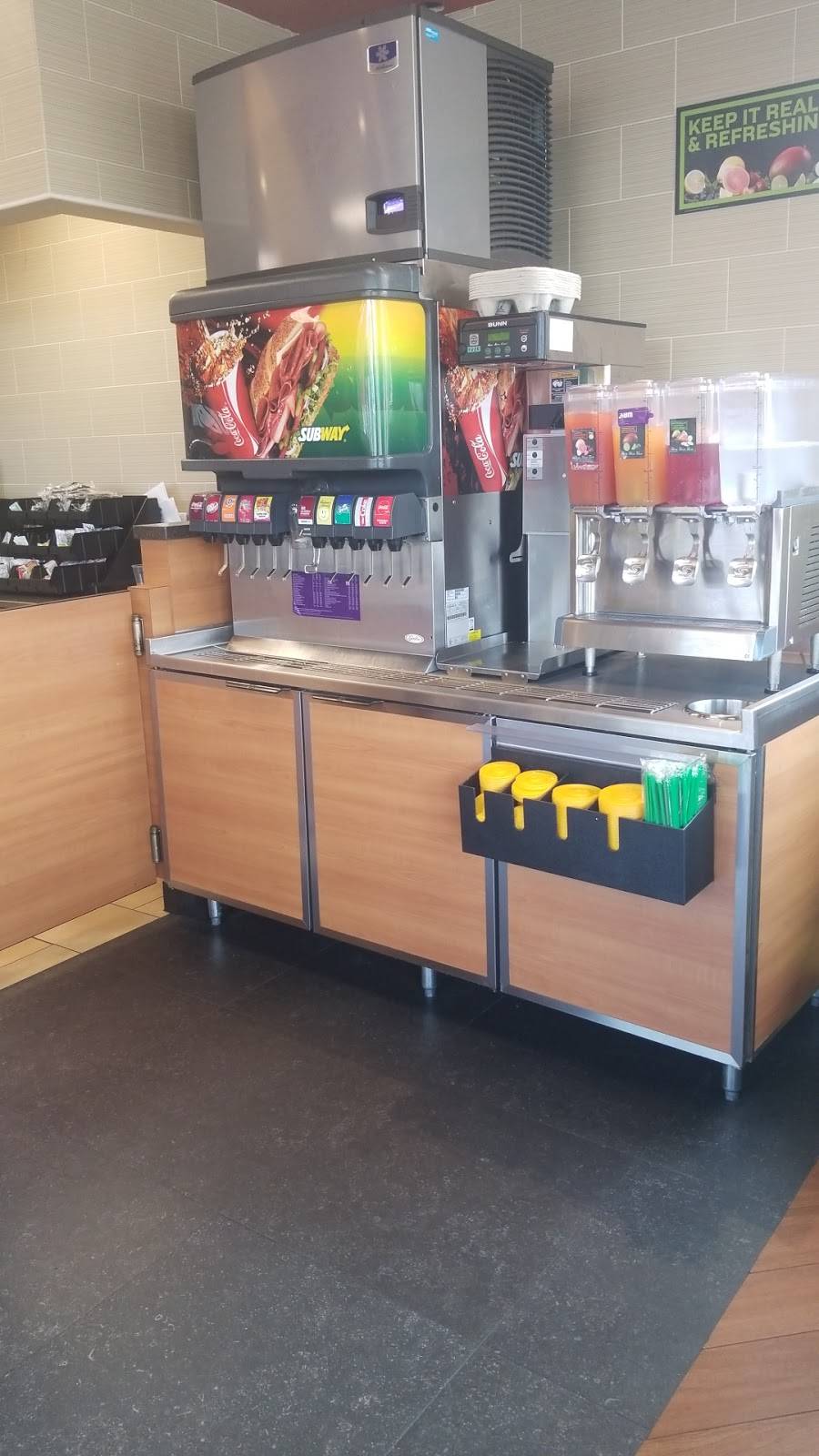 Subway | meal takeaway | 6790 W Flagler St, Miami, FL 33144, USA | 3053920478 OR +1 305-392-0478