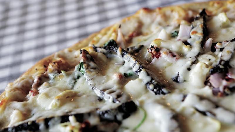 Cousin Vinnys | restaurant | 1709 Main St, Daphne, AL 36526, USA | 2516266082 OR +1 251-626-6082