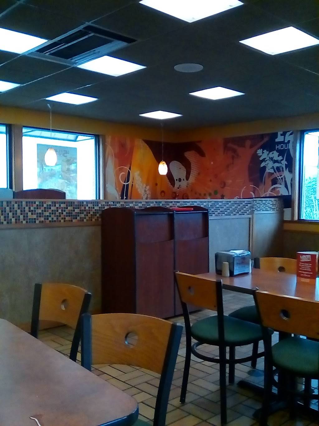 Popeyes Louisiana Kitchen | restaurant | 7131 Reading Rd, Cincinnati, OH 45237, USA | 5137311997 OR +1 513-731-1997