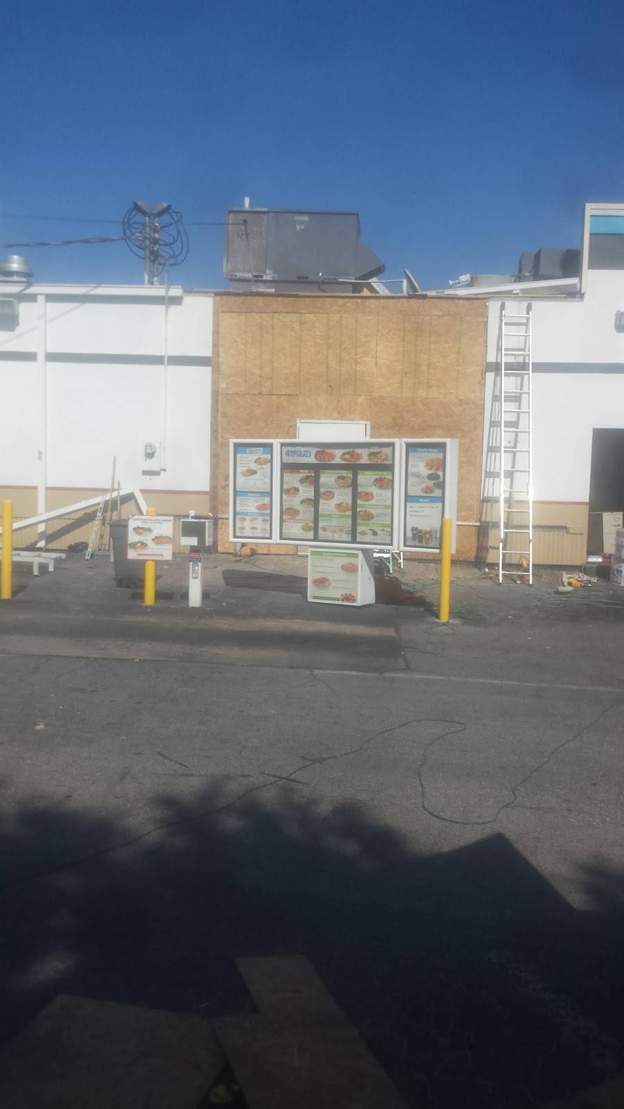 Captain Ds | restaurant | 615 N Main St, Cedartown, GA 30125, USA | 7707480070 OR +1 770-748-0070