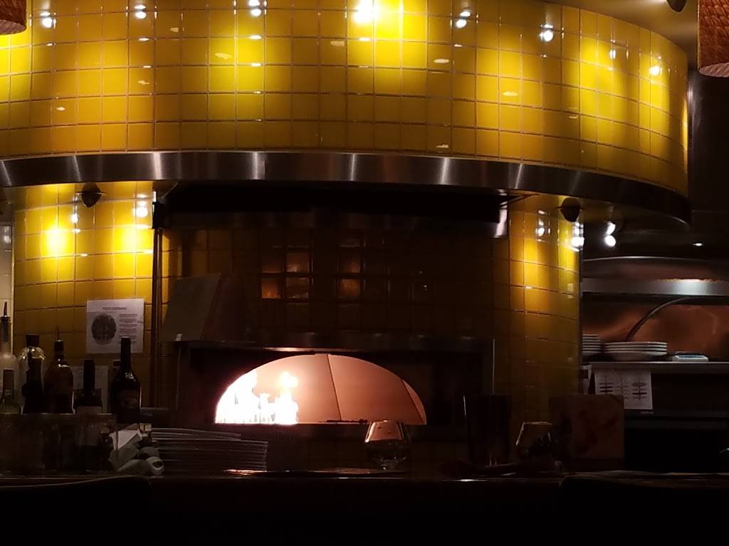 California Pizza Kitchen at Cherry Hill Mall | restaurant | Mall, 2000 NJ-38 Ste. 1025, Cherry Hill, NJ 08002, USA | 8569108121 OR +1 856-910-8121