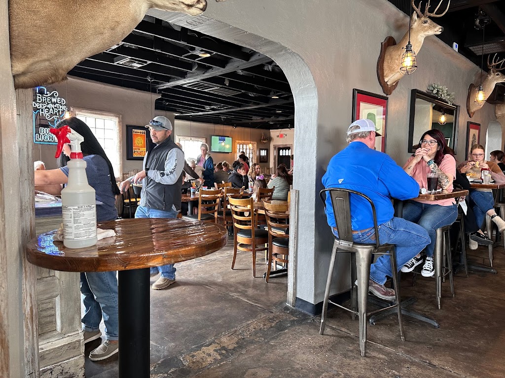 Troubadours Bar & Grill | restaurant | 1605 S Chadbourne St, San Angelo, TX 76903, USA | 3254828004 OR +1 325-482-8004