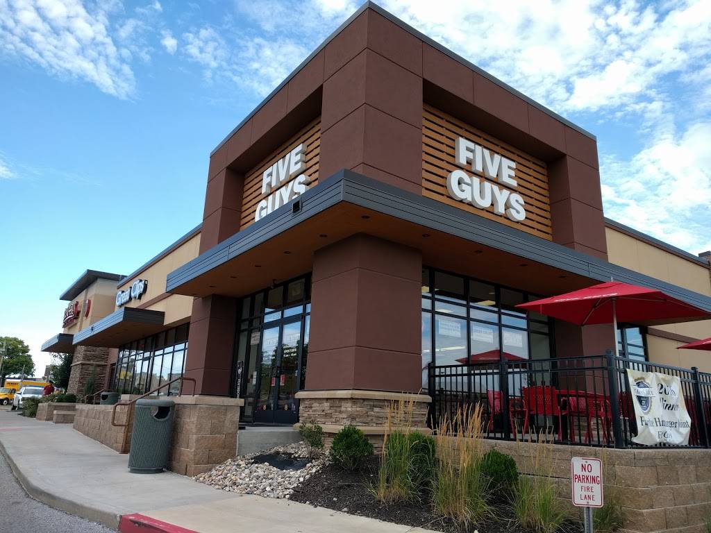 Five Guys | meal takeaway | 3700 Frederick Ave Suite A, St Joseph, MO 64506, USA | 8162339500 OR +1 816-233-9500