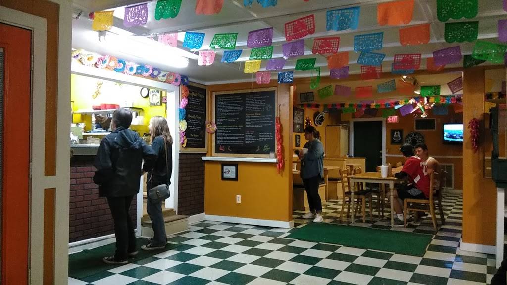 Mimas Kitchen | restaurant | 701 FM2325, Wimberley, TX 78676, USA | 5128471305 OR +1 512-847-1305