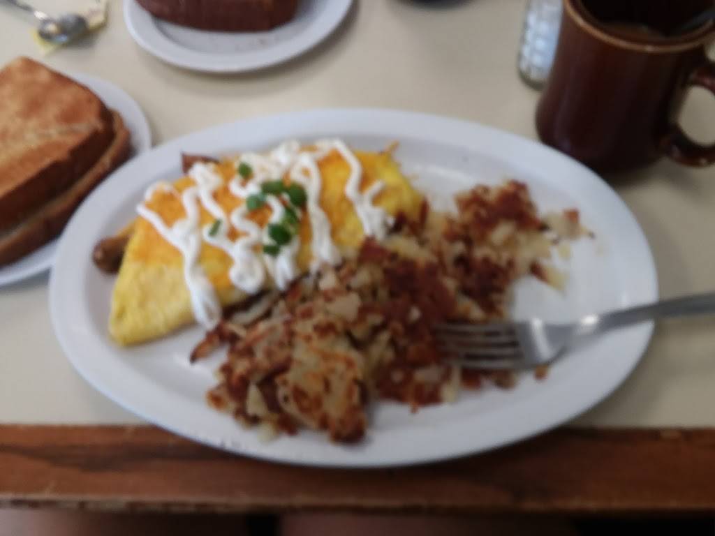 City Grill | restaurant | 1912 CA-65 #210, Wheatland, CA 95692, USA | 5306330140 OR +1 530-633-0140