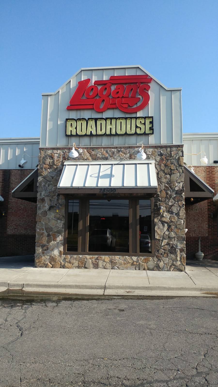 Logans Roadhouse | restaurant | 28599 Schoolcraft, Livonia, MI 48150, USA | 7343670767 OR +1 734-367-0767