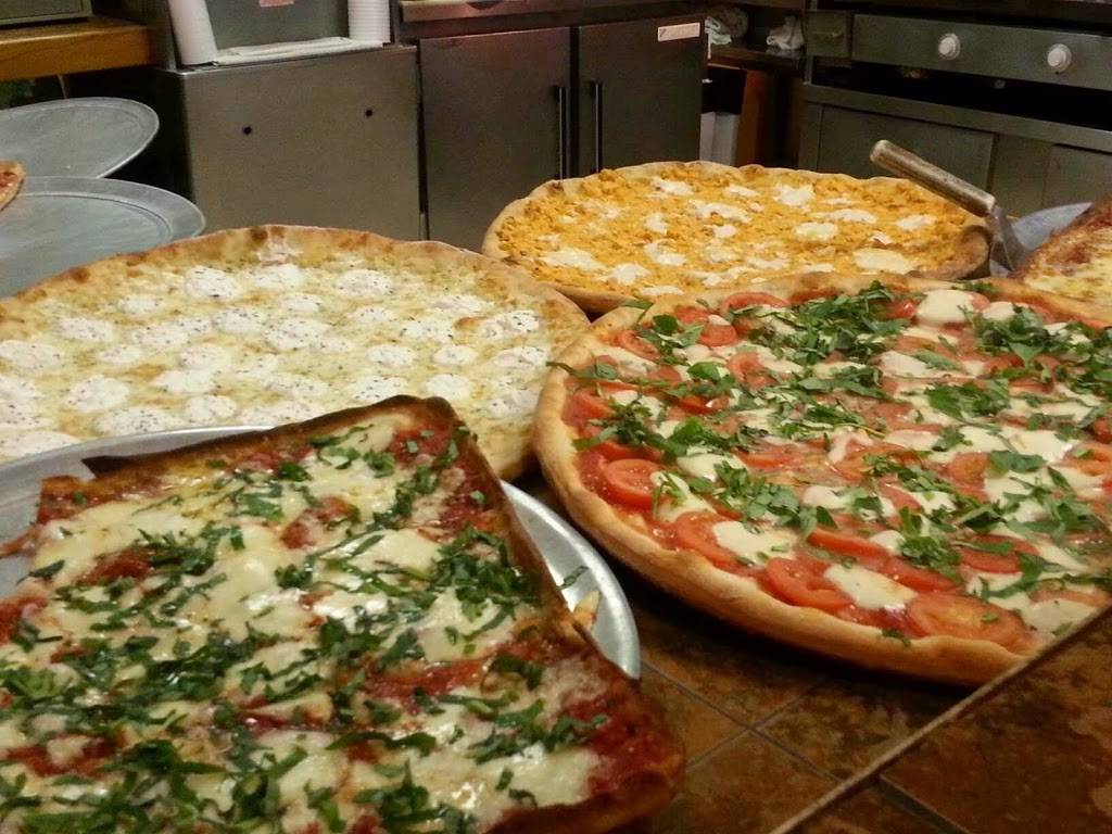 Ninos Pizza Star | restaurant | 301 N Harrison St # 19, Princeton, NJ 08540, USA | 6099217422 OR +1 609-921-7422