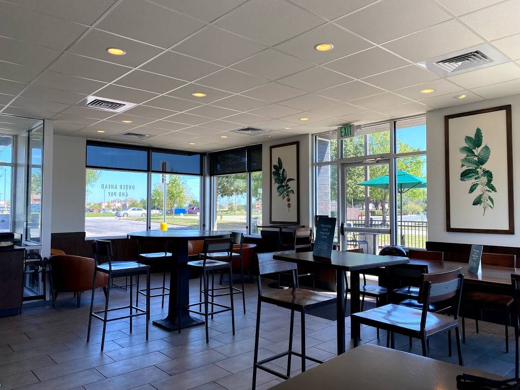 Starbucks | cafe | 11870 W 135th St, Overland Park, KS 66221, USA | 8166632508 OR +1 816-663-2508