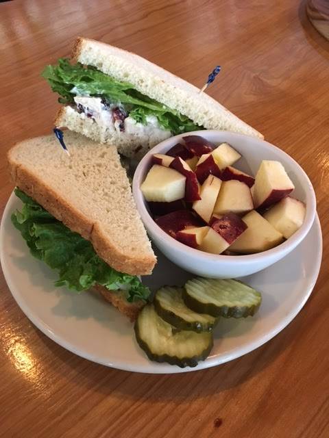 Lincoln Station Coffee/Pizza/Music | restaurant | 9360 Station St, Lone Tree, CO 80124, USA | 7204409386 OR +1 720-440-9386