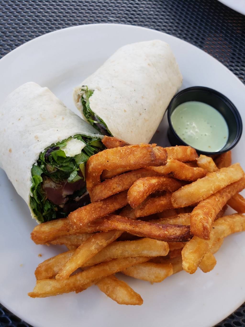 Ocean One Bar & Grille | restaurant | 777 E Atlantic Ave, Delray Beach, FL 33483, USA | 5612707373 OR +1 561-270-7373