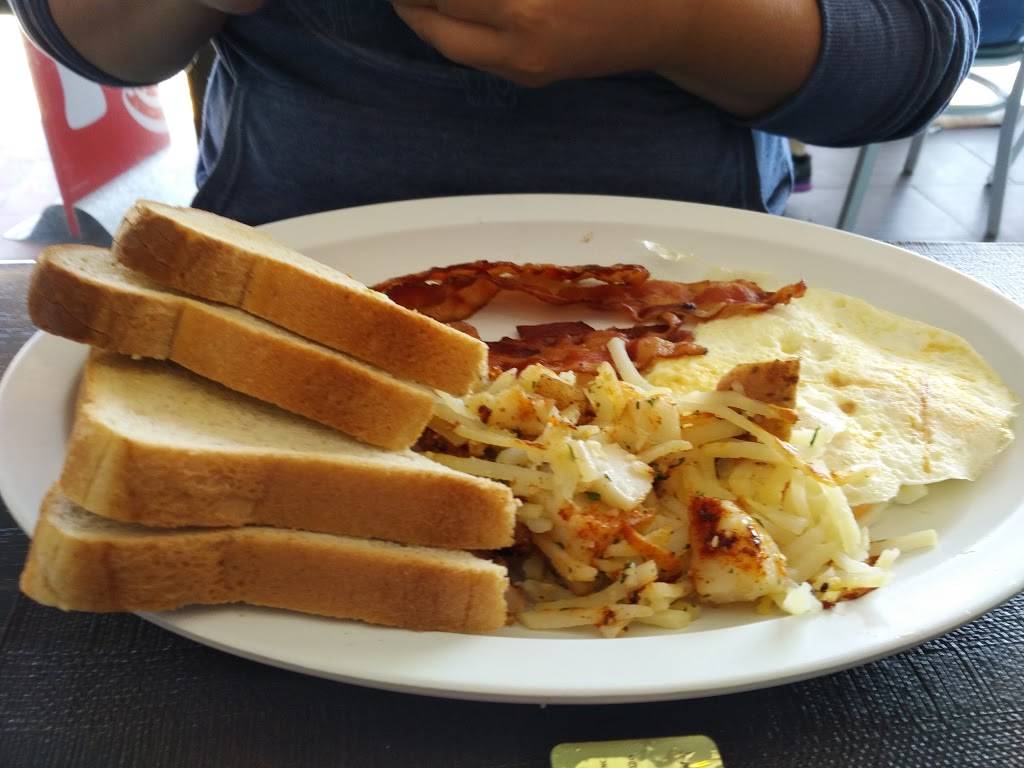 Harbor View Café | restaurant | 16 Avenida Menendez, St. Augustine, FL 32084, USA | 9048250193 OR +1 904-825-0193