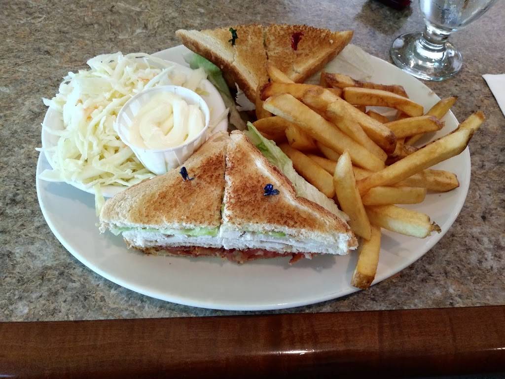 Cousins Deli | restaurant | 110 Pony Dr, Newmarket, ON L3Y 7B6, Canada | 9058958053 OR +1 905-895-8053