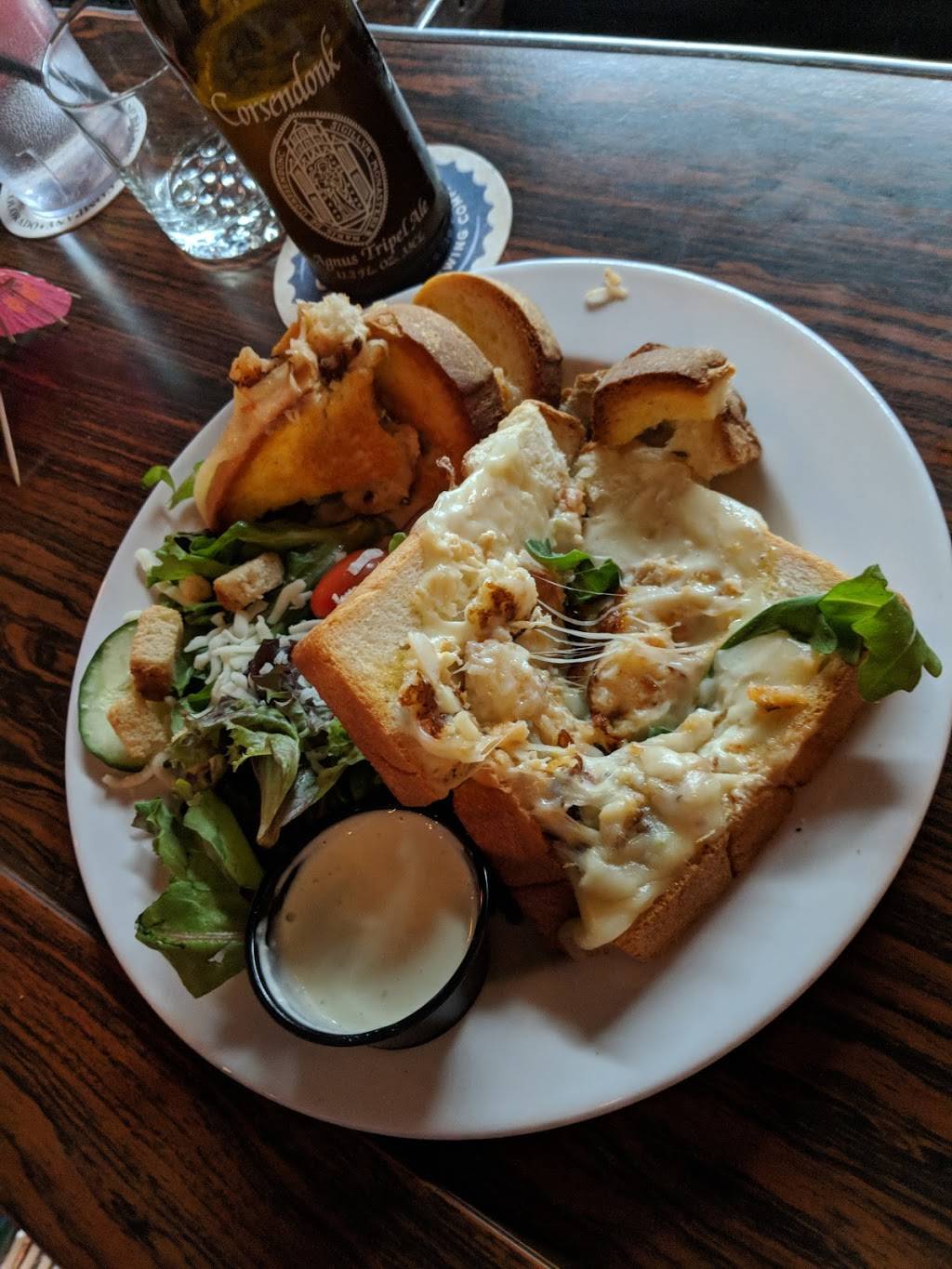 The Lockview | restaurant | 207 S Main St, Akron, OH 44308, USA | 3302525128 OR +1 330-252-5128