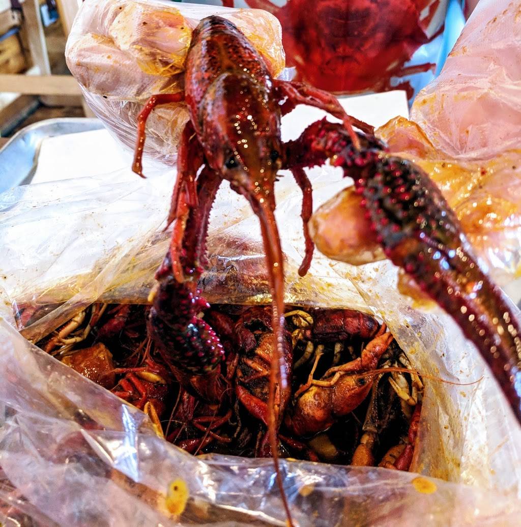 Tasty Tails | restaurant | 100 S Central Expy #21, Richardson, TX 75080, USA | 2143778603 OR +1 214-377-8603