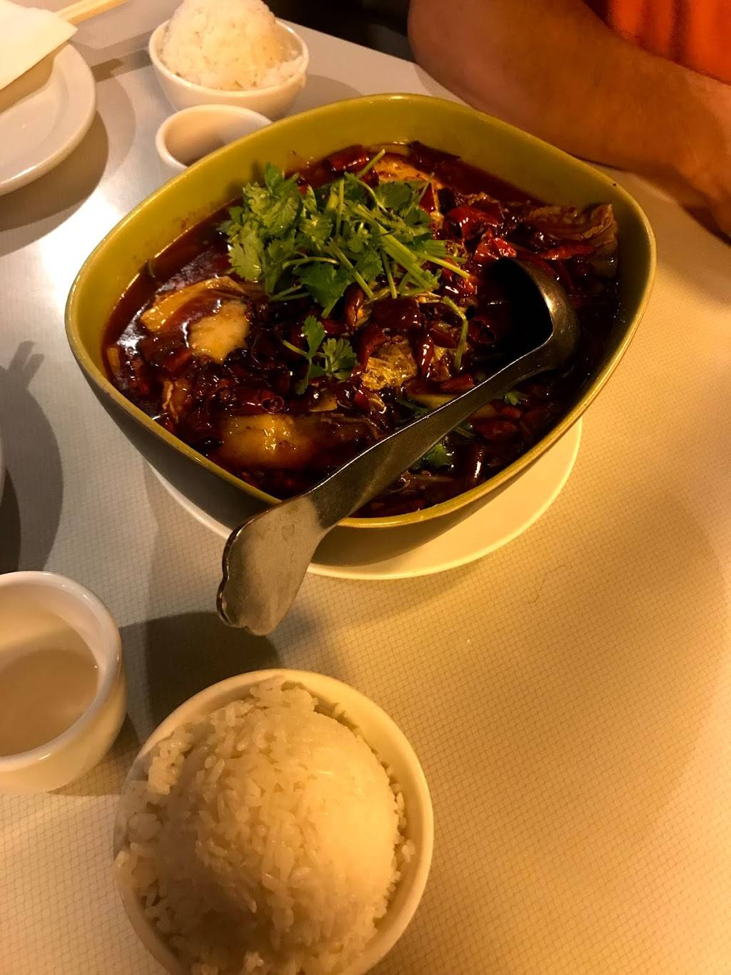 Sichuan Pepper | restaurant | 435 Hartford Turnpike, Vernon, CT 06066, USA | 8608709588 OR +1 860-870-9588
