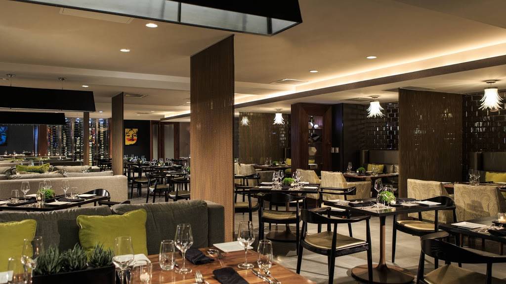 D. Burnhams | restaurant | 36 E 4th St, Cincinnati, OH 45202, USA | 5133330000 OR +1 513-333-0000