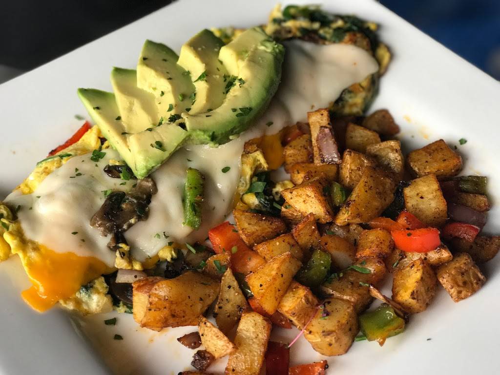 Lukes on Front | restaurant | 28693 Old Town Front St #402, Temecula, CA 92590, USA | 9516999900 OR +1 951-699-9900