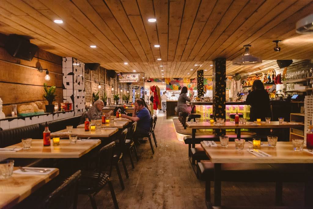 Fugazzi pizza | restaurant | 1886 Rue Centre, Montréal, QC H3K 1H9, Canada | 4385227499 OR +1 438-522-7499