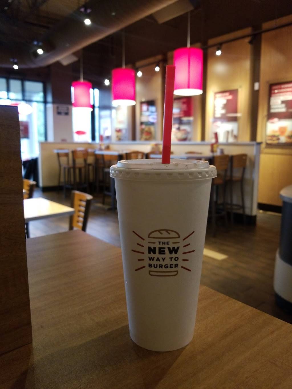 Smashburger | restaurant | 7740 W Alameda Ave ste b, Lakewood, CO 80226, USA | 3032178441 OR +1 303-217-8441