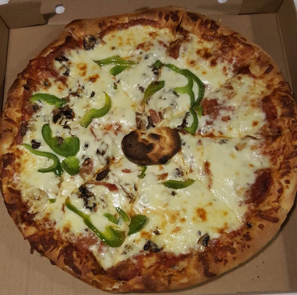 Connies Pizza | restaurant | 801 Rue Charlevoix, Montréal, QC H3K 1R6, Canada | 5149322045 OR +1 514-932-2045