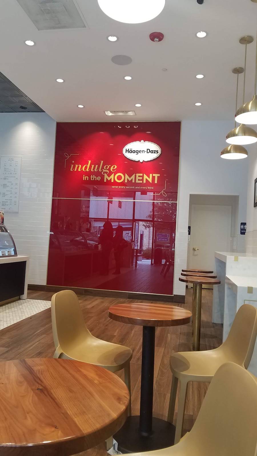 Haagen Dazs | restaurant | 900 Suite 1030, Battery Ave SE, Atlanta, GA 30339, USA | 7706720024 OR +1 770-672-0024