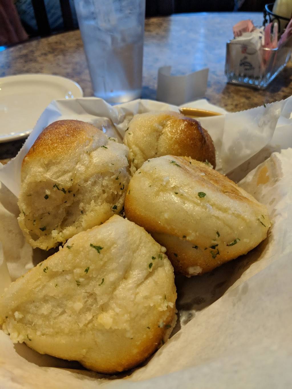 Michelangelos Pizzeria & Ristorante | restaurant | 465 Court St, Binghamton, NY 13904, USA | 6077244045 OR +1 607-724-4045