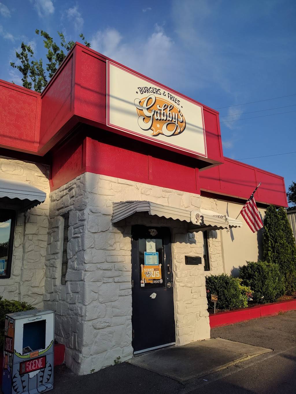 Gabbys Burgers & Fries | restaurant | 493 Humphreys St, Nashville, TN 37203, USA | 6157333119 OR +1 615-733-3119