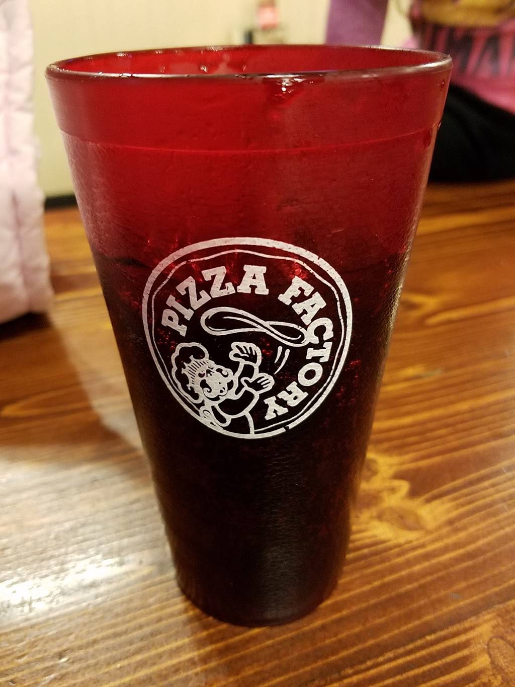 Pizza Factory | restaurant | 18711 Tiffeni Dr, Twain Harte, CA 95383, USA | 2096773497 OR +1 209-677-3497