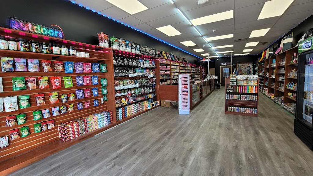 SkyWave Smoker | meal takeaway | 19927 W 12 Mile Rd, Southfield, MI 48076, USA | 2482814143 OR +1 248-281-4143