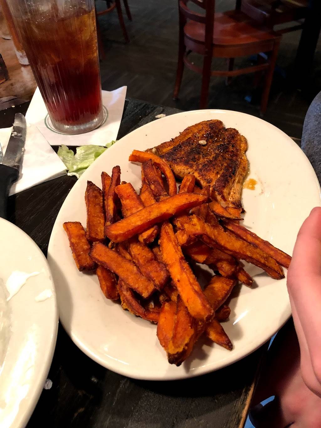 OCharley’s Restaurant & Bar | restaurant | 4641 National Rd E, Richmond, IN 47374, USA | 7659621305 OR +1 765-962-1305