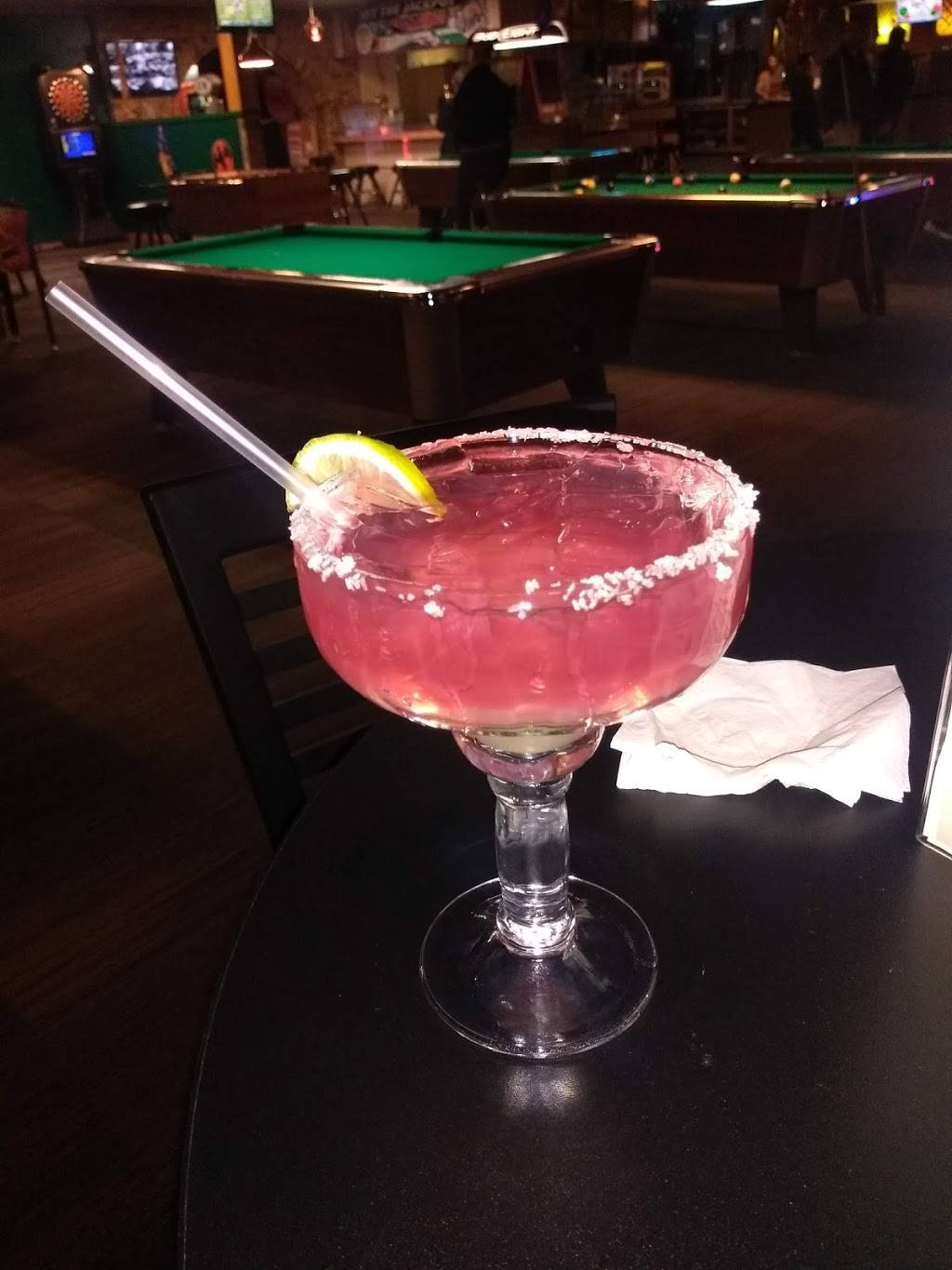 Romines High Pockets | restaurant | 6125 S 27th St, Milwaukee, WI 53221, USA | 4142812212 OR +1 414-281-2212