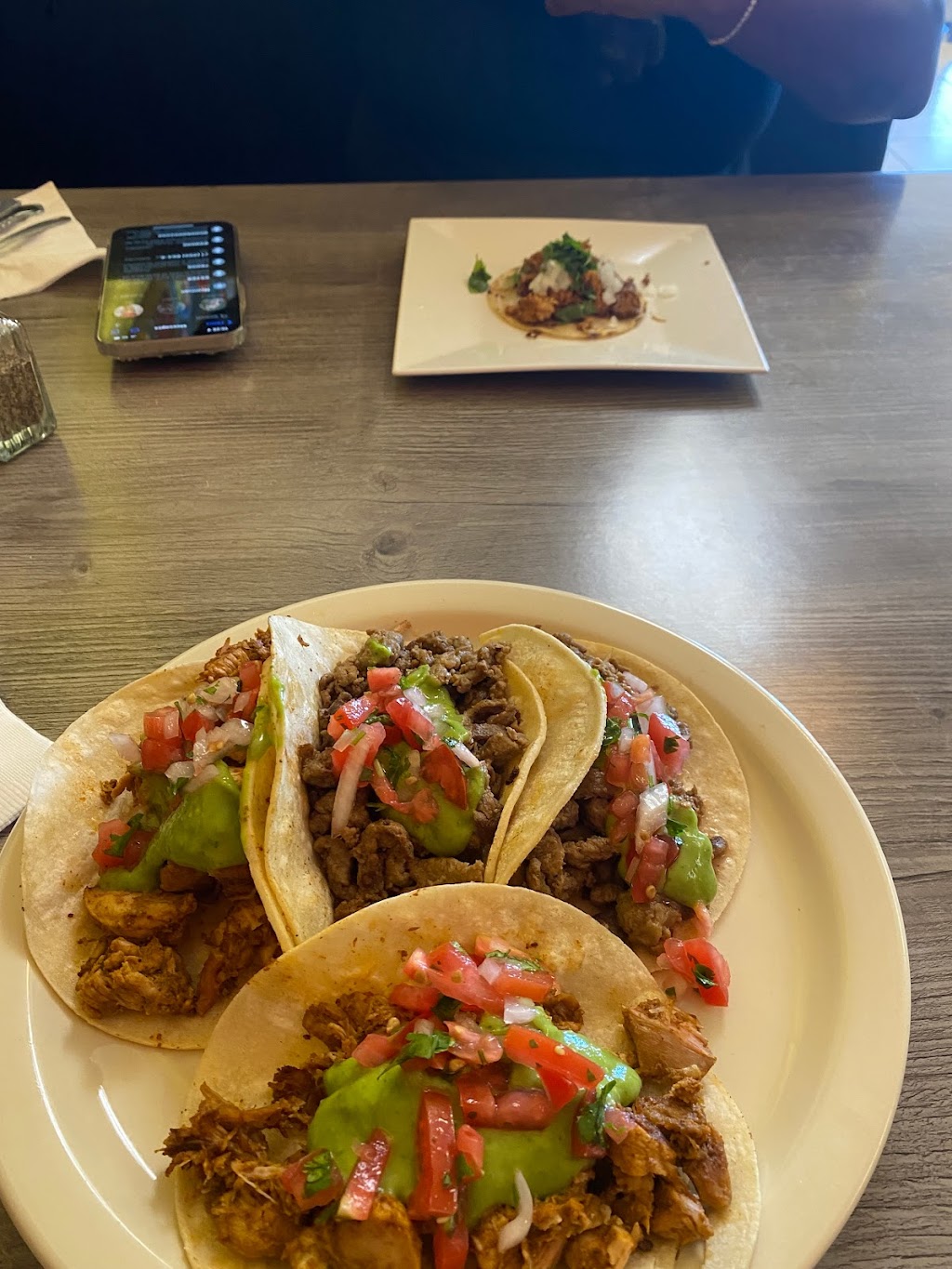 Sofi’s Restaurant | restaurant | 12851 W Bell Rd Unit #120, Surprise, AZ 85378, USA | 6232480536 OR +1 623-248-0536