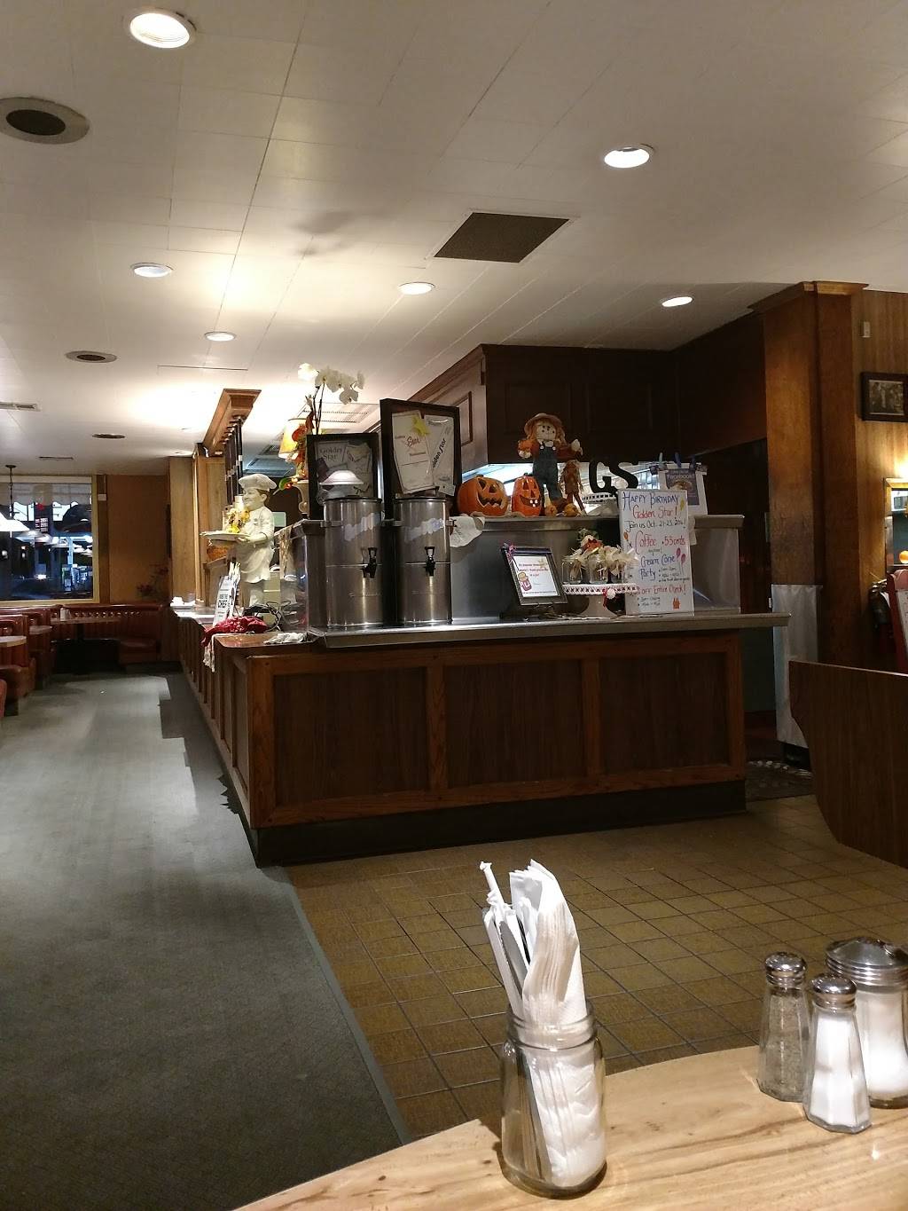 Golden Star | restaurant | 2001 E Carson St, Long Beach, CA 90807, USA | 5624268869 OR +1 562-426-8869