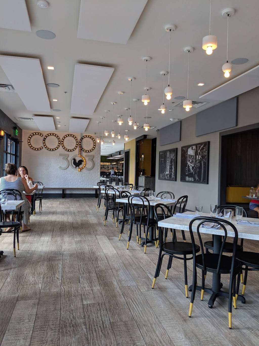 Coop 303 | restaurant | 303 Atlantic Blvd, Atlantic Beach, FL 32233, USA | 9043724507 OR +1 904-372-4507