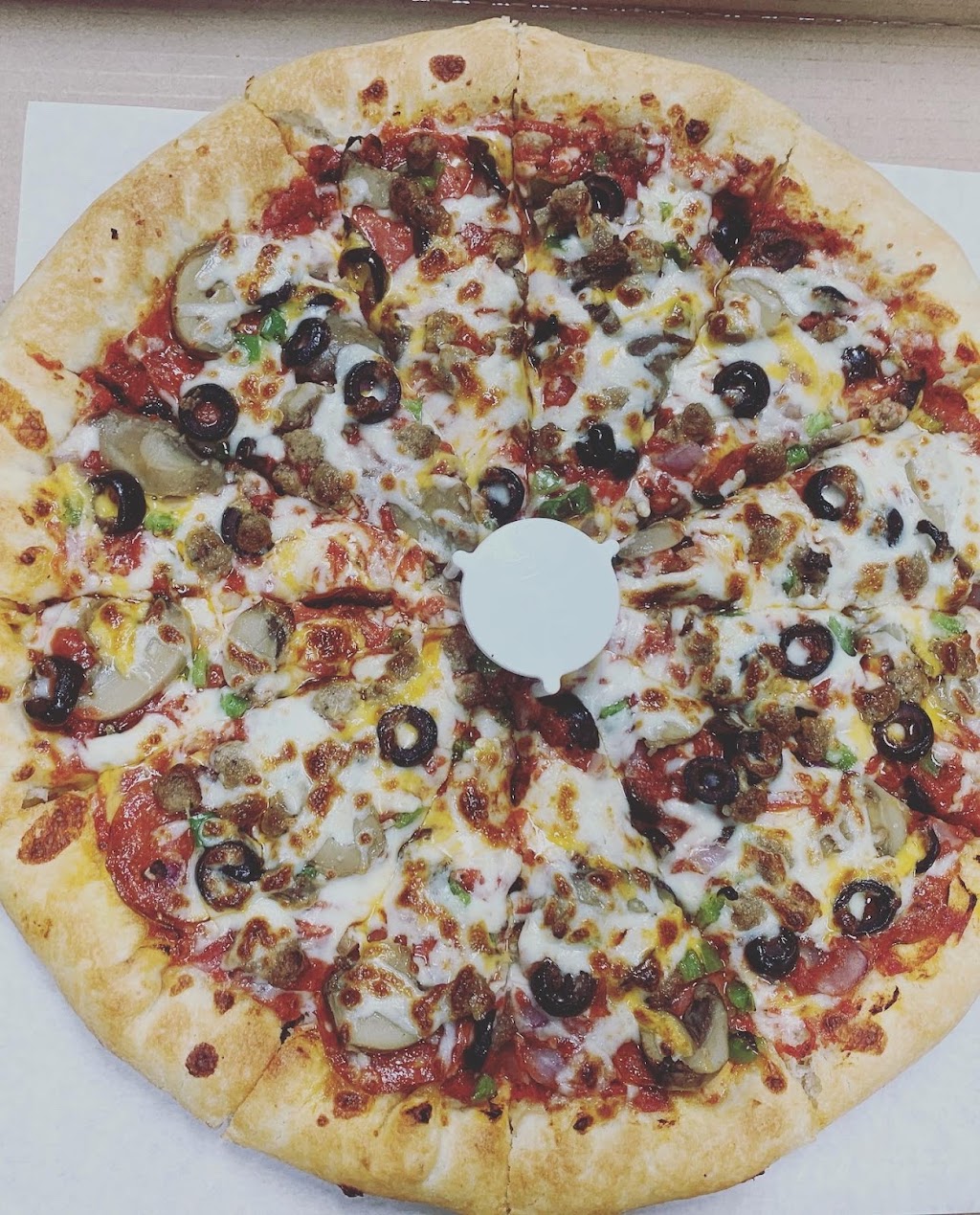 The Pirate Pizza | restaurant | 917 Whitley Ave, Corcoran, CA 93212, USA | 5599925116 OR +1 559-992-5116
