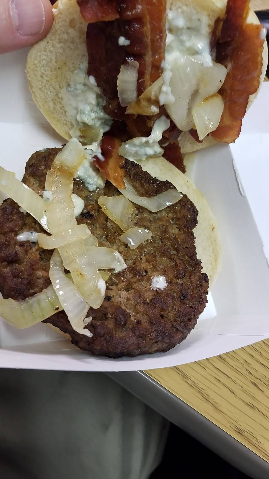 Jack in the Box | restaurant | 4989 S, CA-99, Stockton, CA 95215, USA | 2099432157 OR +1 209-943-2157