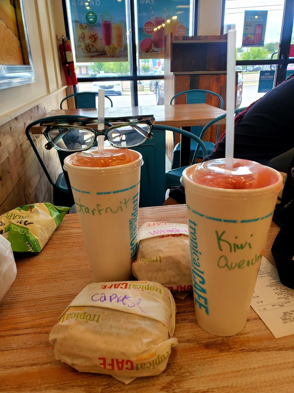 Tropical Smoothie Cafe | restaurant | 4495 Furling Ln #120, Destin, FL 32541, USA | 8504608666 OR +1 850-460-8666