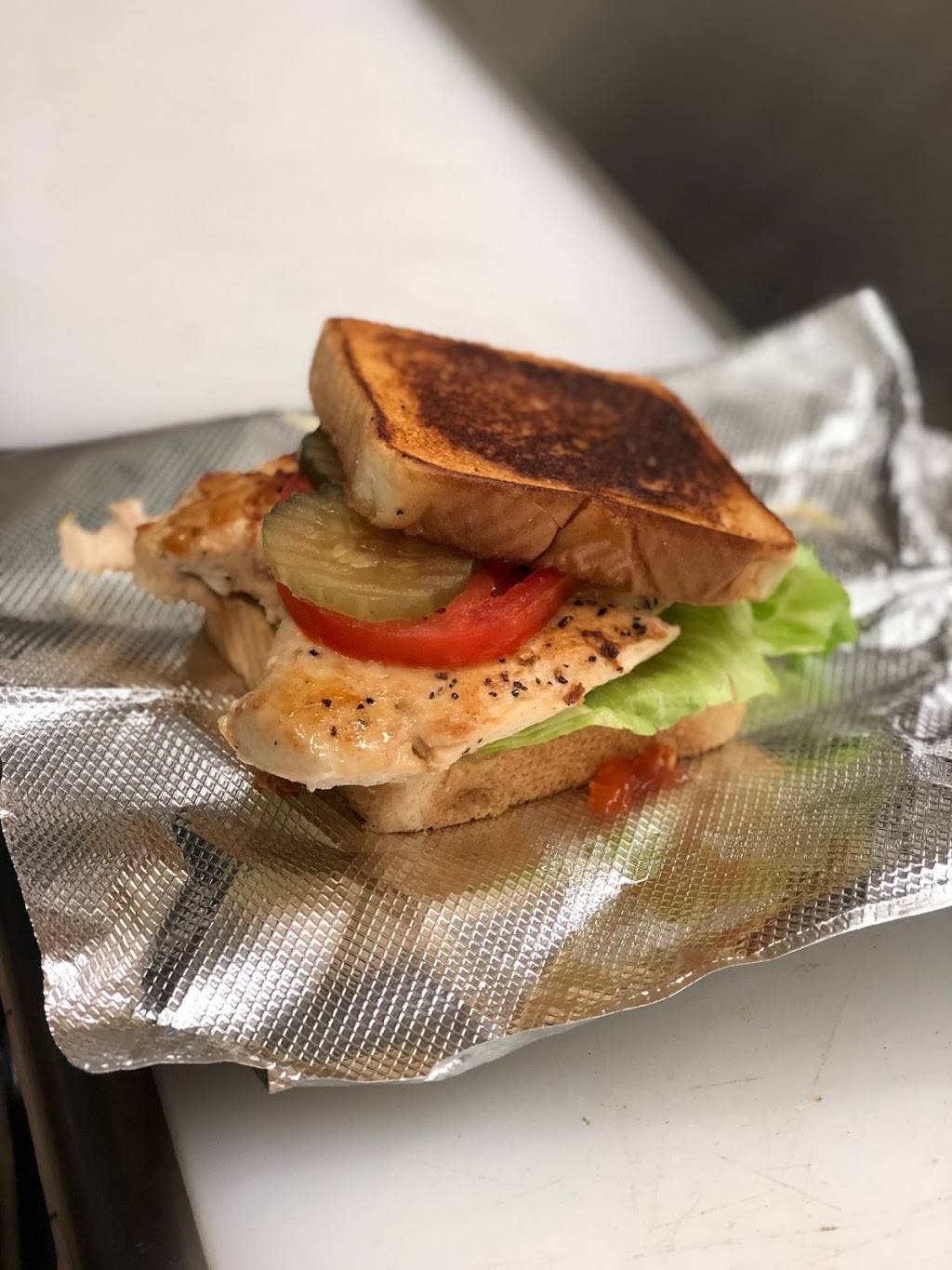 Richs Famous Burgers | restaurant | 112 Main St, Steelville, MO 65565, USA | 5737758888 OR +1 573-775-8888