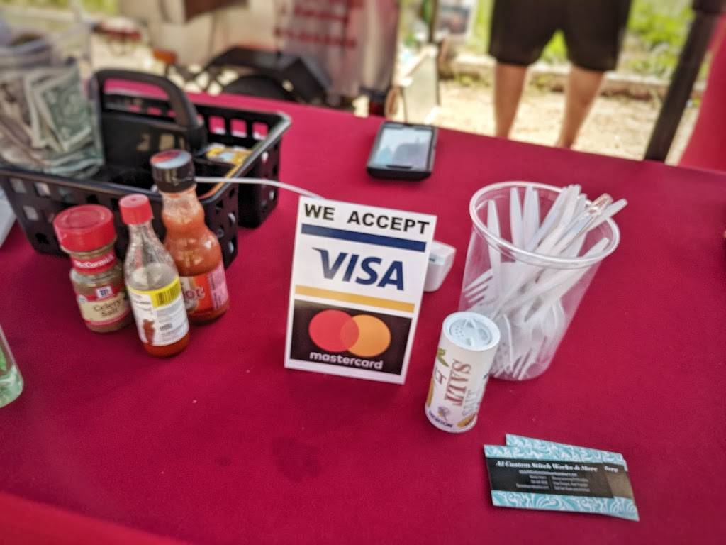 Rons Good Ol Dogs & Catering | restaurant | Wilkinson Blvd &, Morris Field Dr, Charlotte, NC 28208, USA | 7046168606 OR +1 704-616-8606